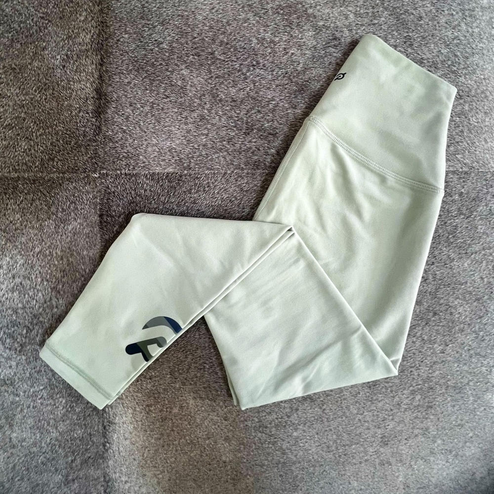 Peloton active leggings